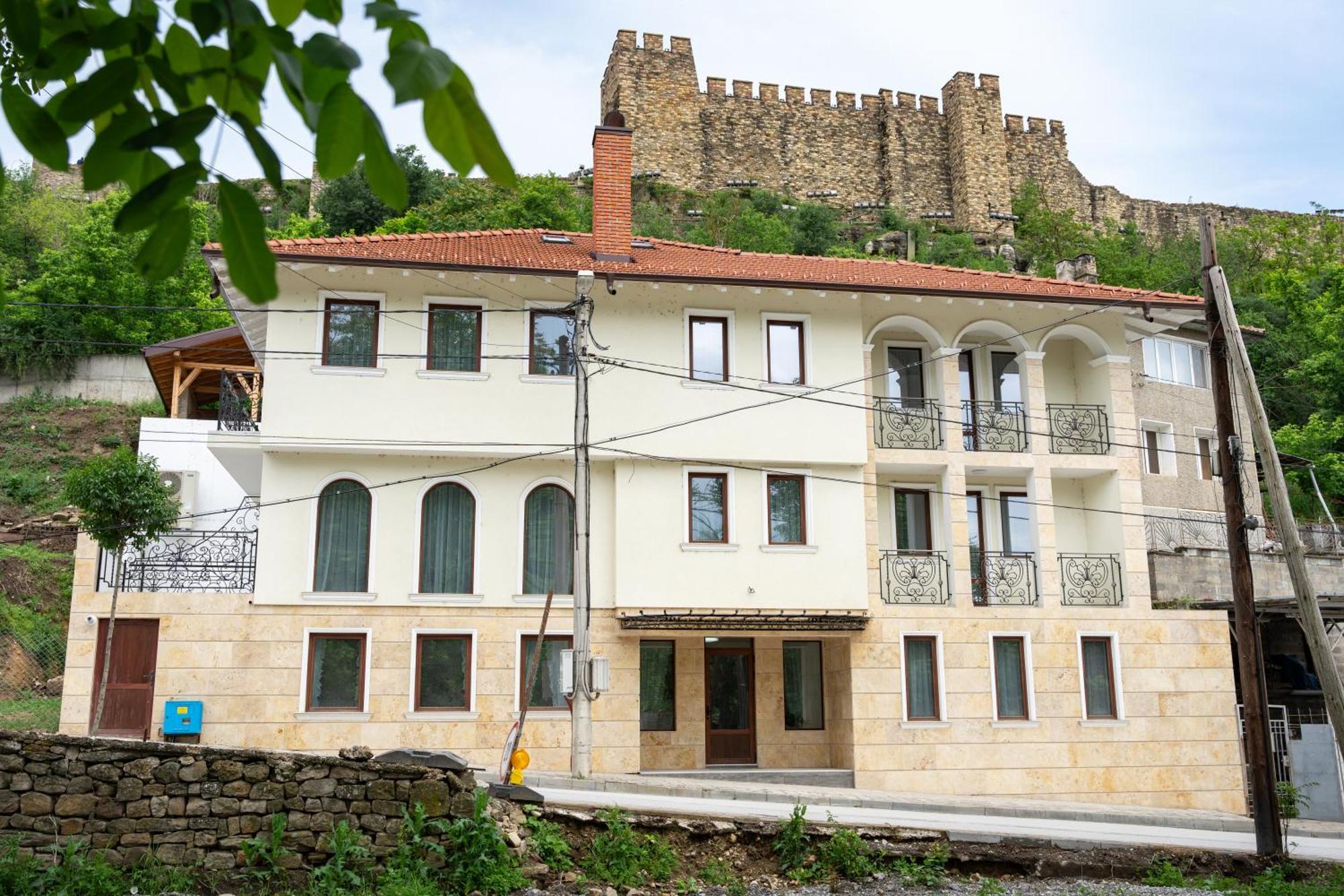 Ариа Hotel Veliko Tŭrnovo Exterior foto